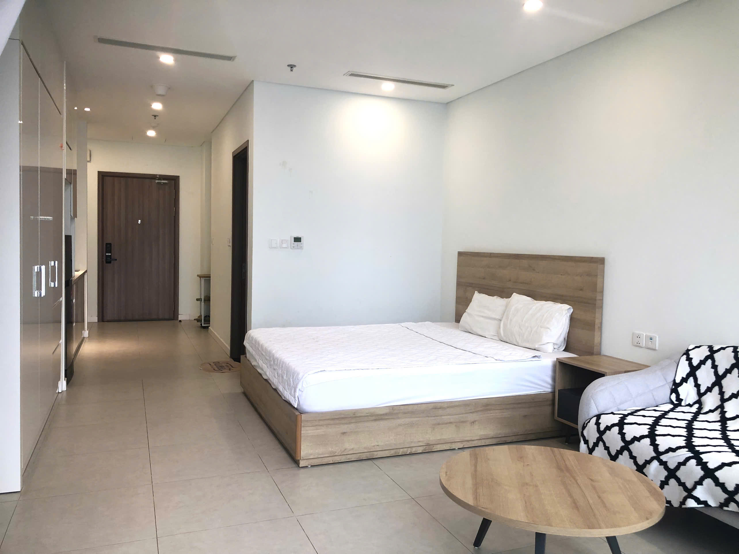 Scenia Bay Nha Trang Apartment for rent | Studio seaview | 9 million